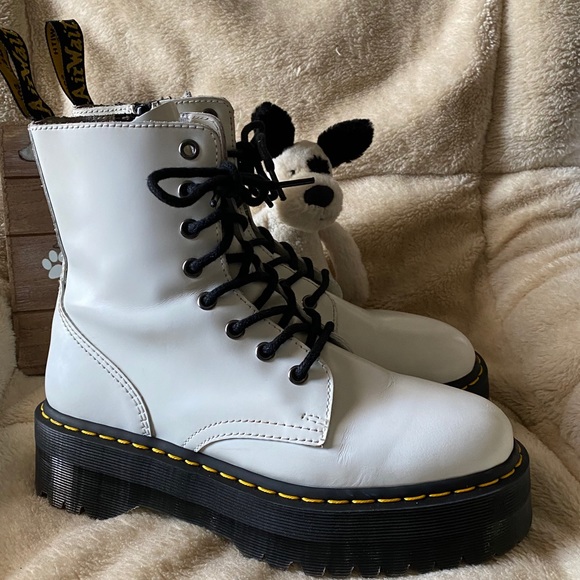 SOLD D 🛑🛑🛑Dr Martens Jadon Leather Boots🤍🤍 - Picture 2 of 8